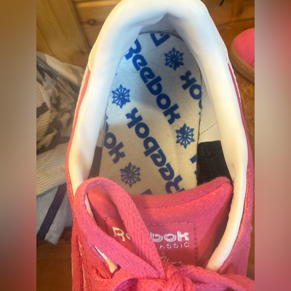 Reebok Club C Grounds UK Pink Suede Barbiecore Gum Sole Court Shoe Sneaker 7.5 - Picture 11 of 12